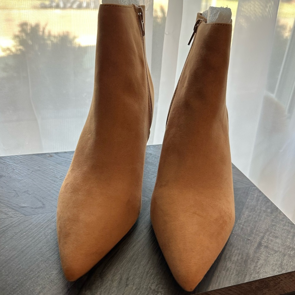 Journee Collection Camel Pointed Toe Ankle Booties